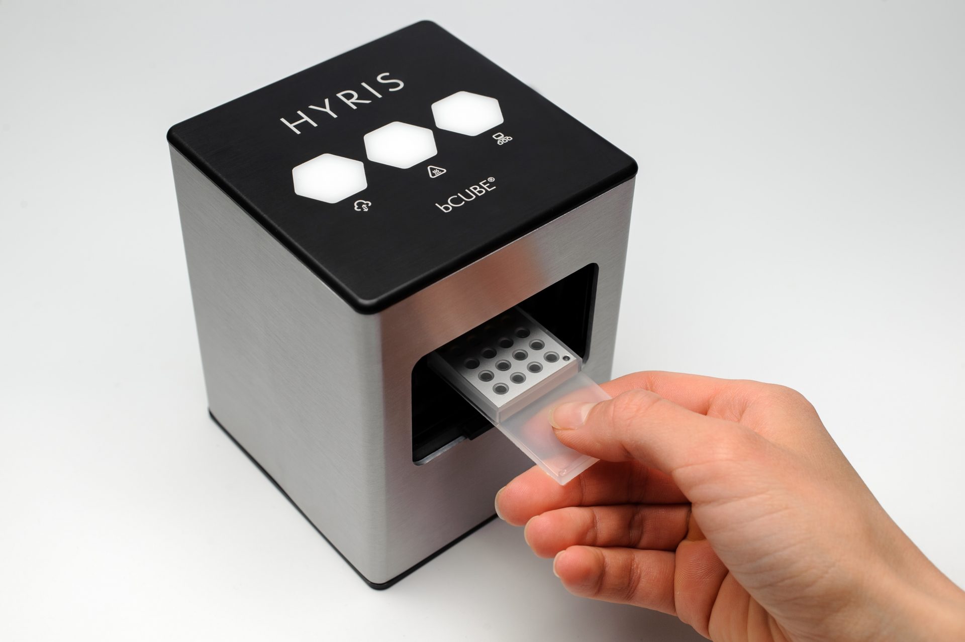 Hyris bCUBE